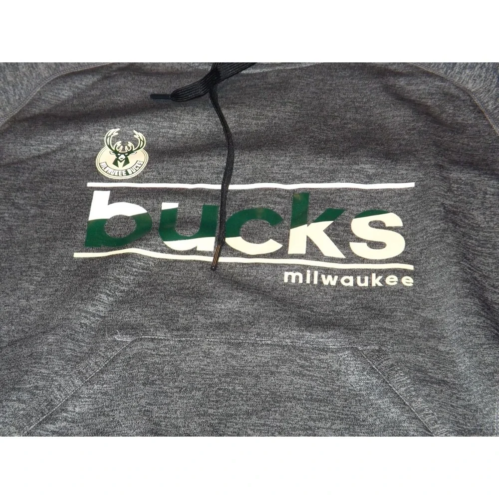 NBA Adidas Hoodie Men Sz M Milwaukee‎ Bucks Drawstring Sportswear Long Sleeve